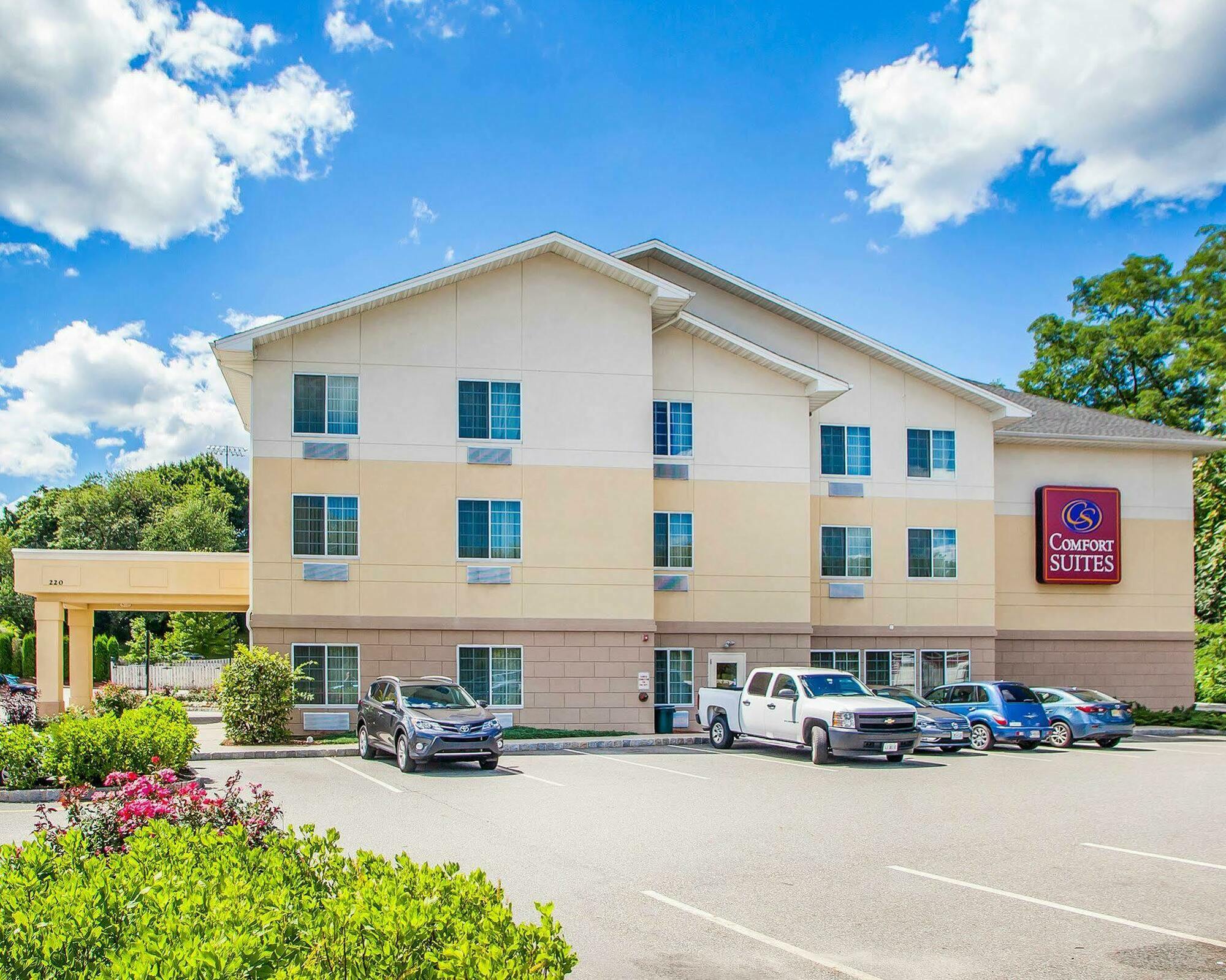 Tapa Hotel, Inn & Suites Mahwah Eksteriør bilde